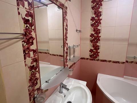 квартира за адресою Зарічанська вул., 46