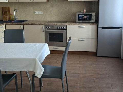 квартира за адресою Дніпровська набережна вул., 19-А