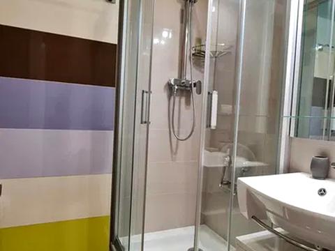 квартира за адресою Василя Тютюнника вул. (Анрі Барбюса), 37/1