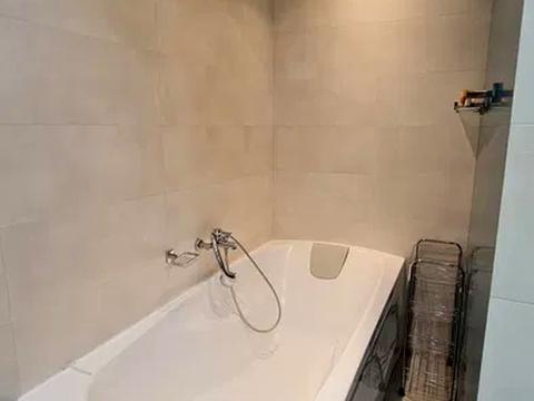 квартира за адресою Василя Тютюнника вул. (Анрі Барбюса), 37/1