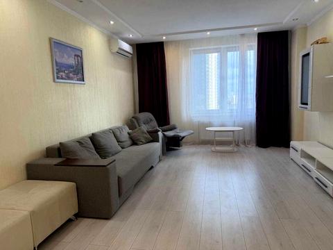 квартира за адресою Академіка Глушкова просп., 9-В