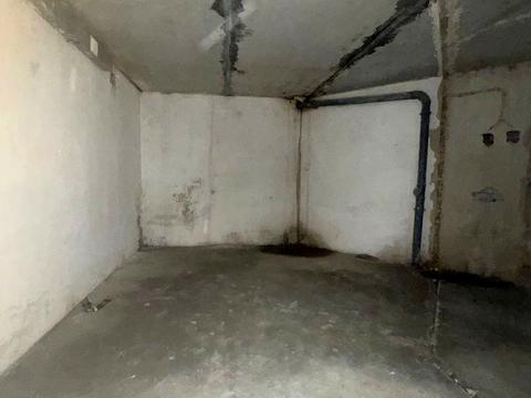 комерційна за адресою Плугова вул., 6а