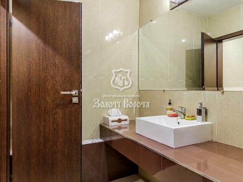 комерційна за адресою Дмитрівська вул., 69