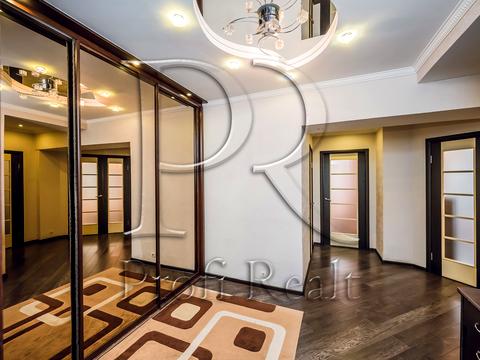 квартира за адресою Академіка Єфремова вул. (Командарма Уборевича), 19-А