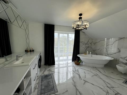 дом по адресу набережная Василия Стефаника ул.