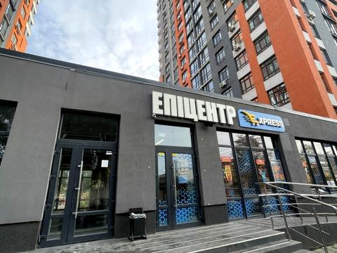 комерційна за адресою Миколи Гулака вул., 2-А