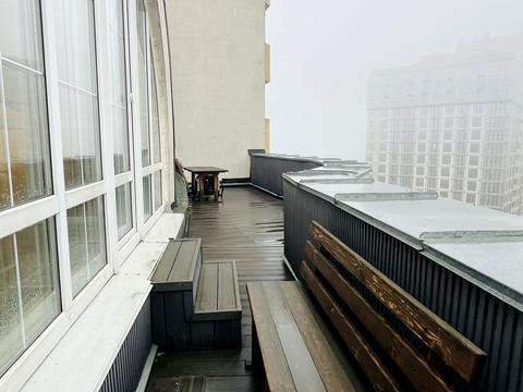 комерційна за адресою Дніпровська набережна вул., 19