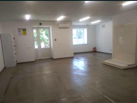 комерційна за адресою Генерала М. Тарнавського вул., (Будинок 3)