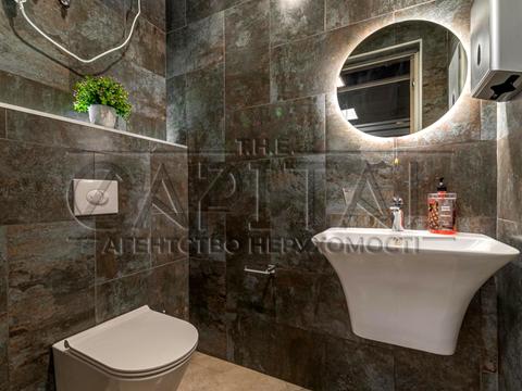 коммерческая по адресу Андрея Верхогляда ул. (Михайла Драгомирова), 14-А