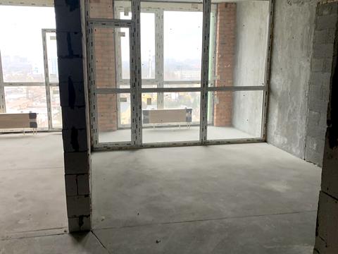 квартира за адресою Причальна вул., 8