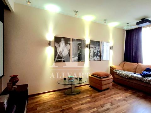 квартира за адресою Велика Васильківська вул. (Червоноармійська), 67/7