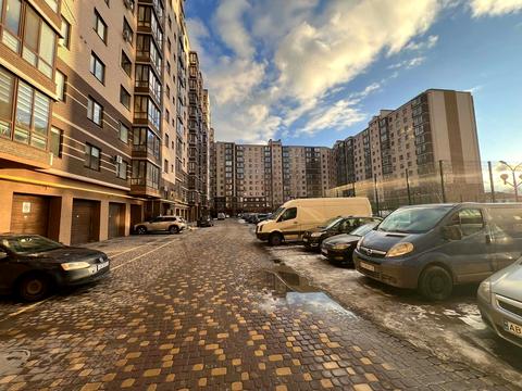 квартира за адресою Олега Антонова вул. (Карла Маркса), 13б