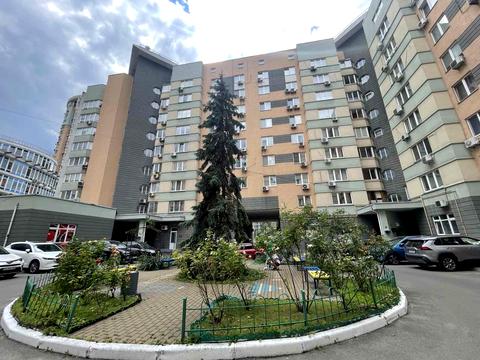 квартира по адресу Раисы Окипной ул., 8