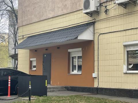 комерційна за адресою Обсерваторна вул., 12-А