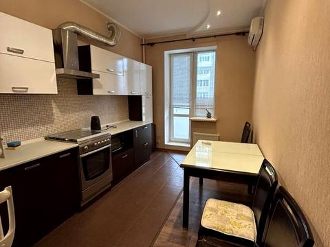 квартира по адресу Людвига Свободы просп., 50в