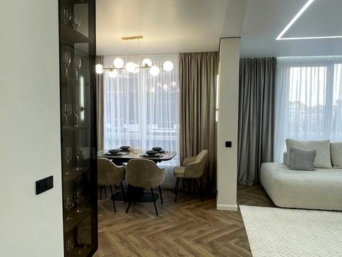 квартира за адресою Зеновія Красівського вул., 1