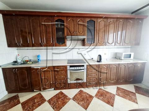 квартира по адресу Драгоманова ул., 1-Б