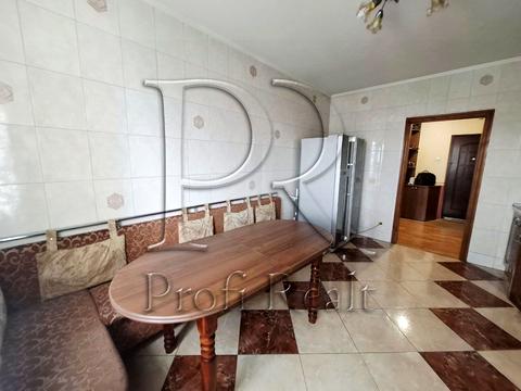 квартира по адресу Драгоманова ул., 1-Б