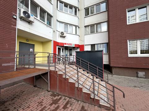 комерційна за адресою Академіка Глушкова просп., 9-Є