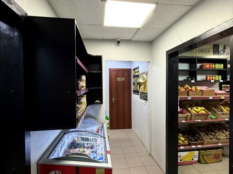 комерційна за адресою Академіка Глушкова просп., 9-Є