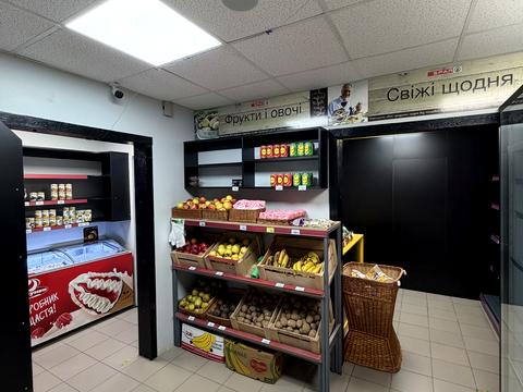 комерційна за адресою Академіка Глушкова просп., 9-Є