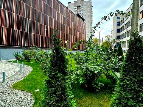 коммерческая по адресу Севастопольський спуск, 8