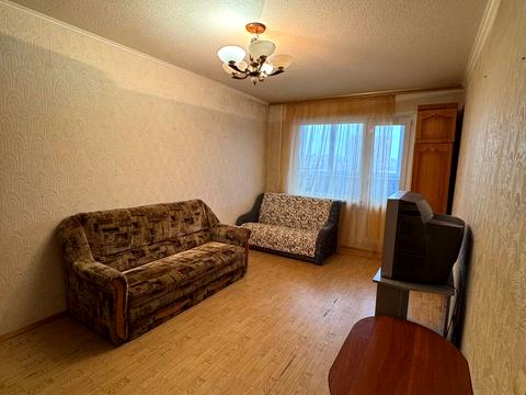 квартира за адресою Анни Ахматової вул., 14-Б