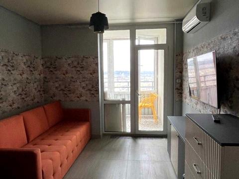 квартира за адресою Дніпровська набережна вул., 18-А