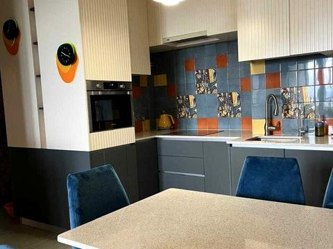 квартира за адресою Дніпровська набережна вул., 18-А