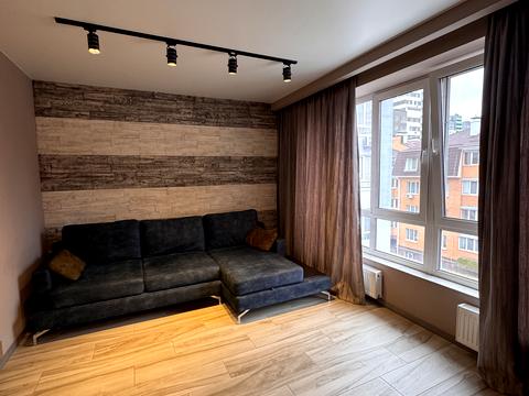 квартира за адресою Літературна вул. (Чехова), 11