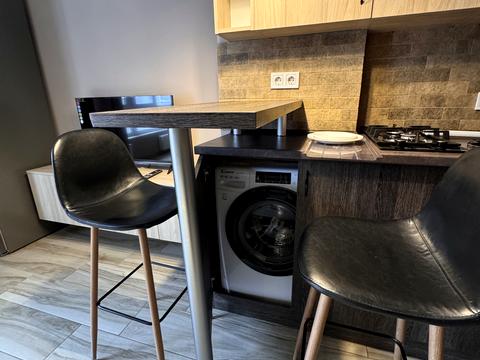 квартира за адресою Літературна вул. (Чехова), 11