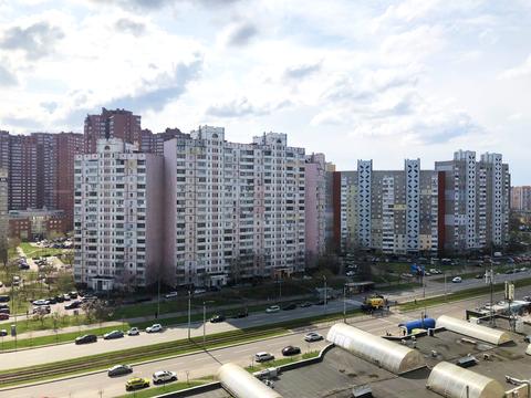 квартира за адресою Анни Ахматової вул., 14-Б