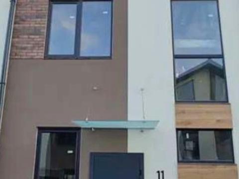 будинок за адресою Садівнича вул.