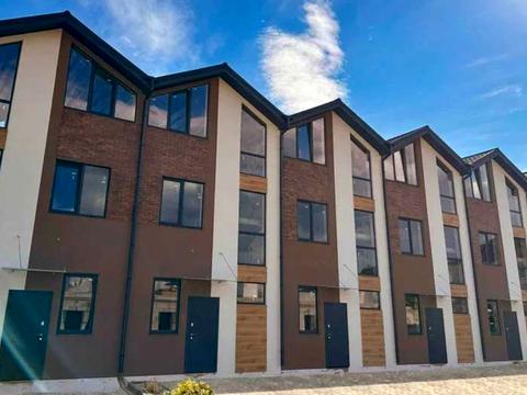 будинок за адресою Садівнича вул.