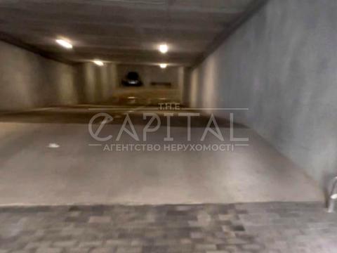 комерційна за адресою Дегтярівська вул., 17 к1