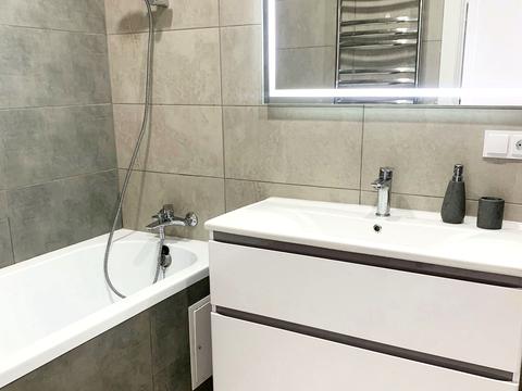квартира за адресою Володимира Брожка вул. (Кіровоградська), (Будинок 4)
