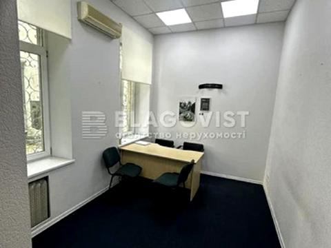 комерційна за адресою Велика Житомирська вул., 6/11