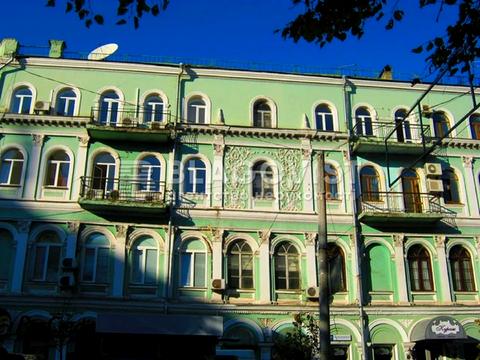 комерційна за адресою Велика Житомирська вул., 6/11