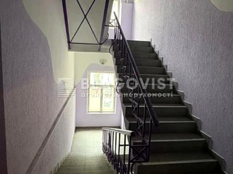 комерційна за адресою Велика Житомирська вул., 6/11