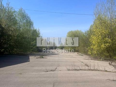 комерційна за адресою Соборності вул., 1