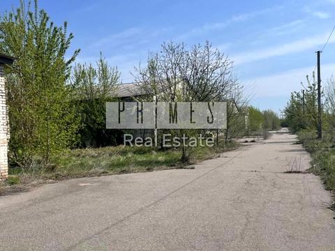 комерційна за адресою Соборності вул., 1