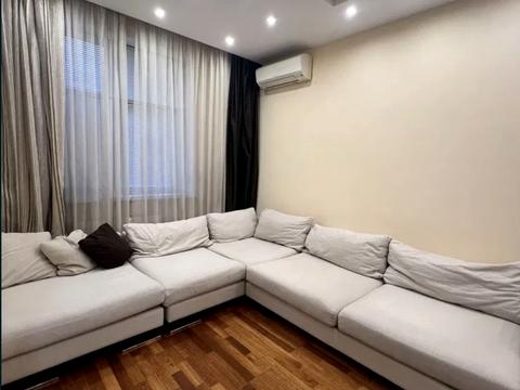 квартира за адресою Євгена Коновальця вул. (Щорса), 32-Б