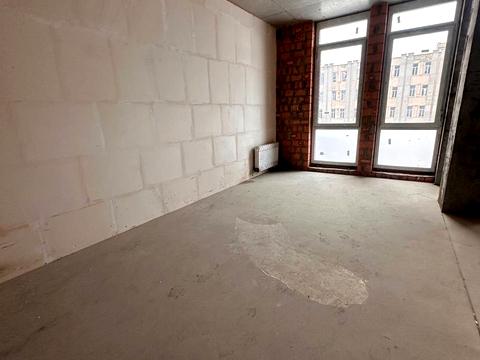 квартира за адресою Космонавтів просп., 49