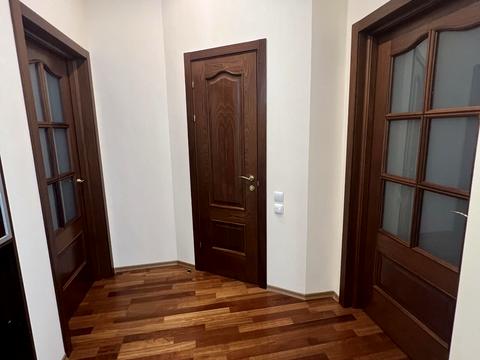 квартира за адресою Євгена Коновальця вул. (Щорса), 32-Б