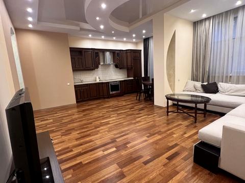 квартира за адресою Євгена Коновальця вул. (Щорса), 32-Б