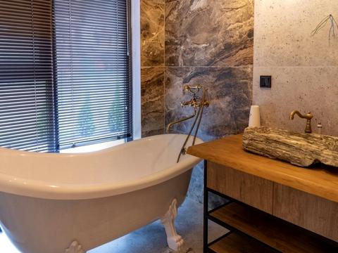 дом по адресу Набережная ул.