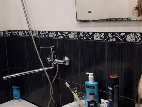 квартира за адресою Євгена Коновальця бульв. (Маршала Конєва), 5