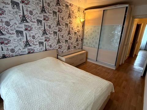 квартира за адресою Академіка Корольова вул., 48