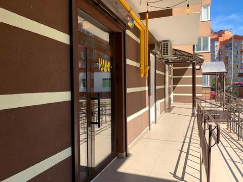 комерційна за адресою Покровська вул., 40-Б