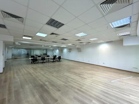 коммерческая по адресу Евгения Коновальца ул. (Щорса), 36